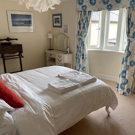 Top Floor En-Suite Double Bedrooms With Great View Of Windsor Castle & Free Parking Bagian luar foto