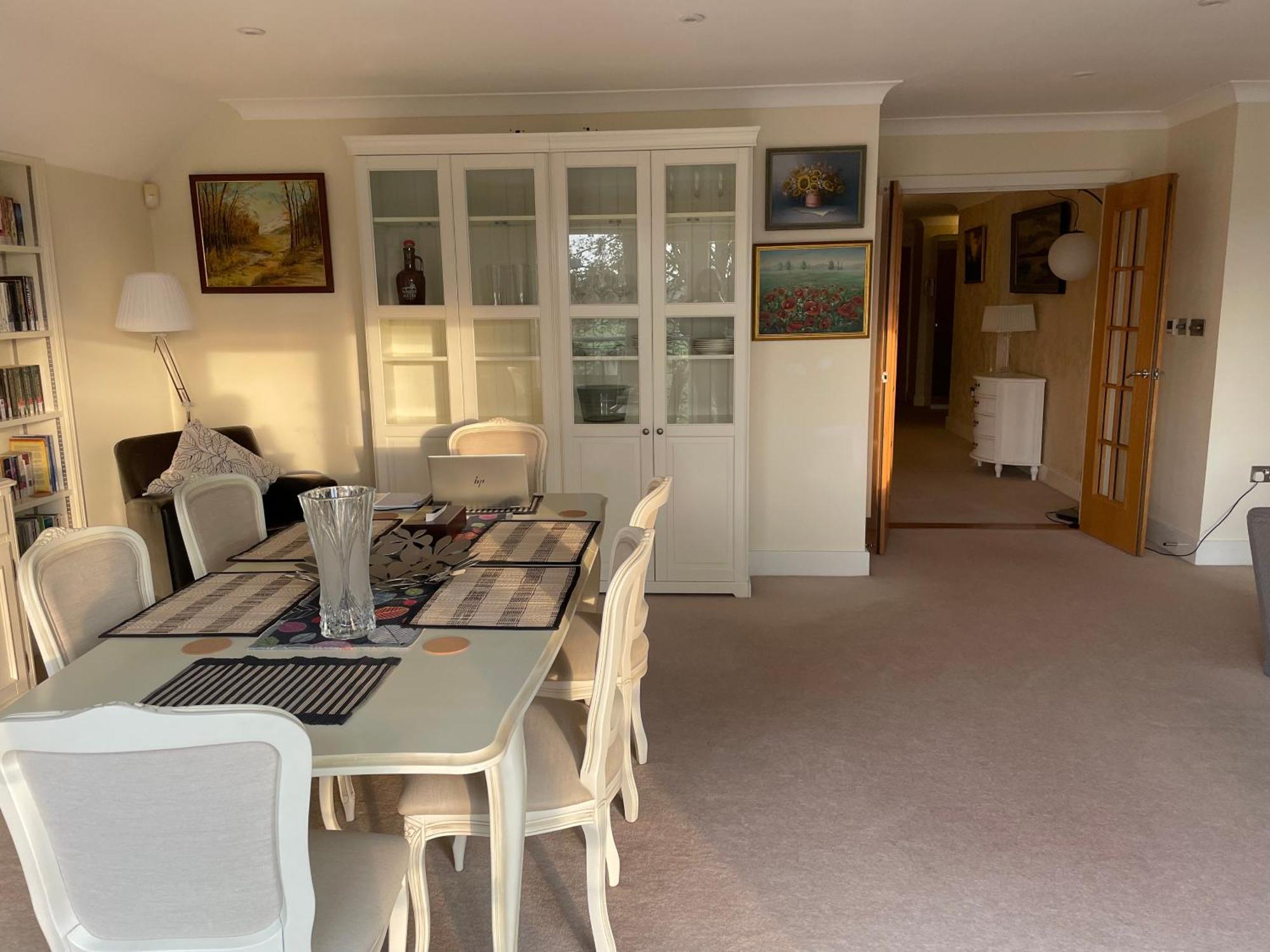 Top Floor En-Suite Double Bedrooms With Great View Of Windsor Castle & Free Parking Bagian luar foto