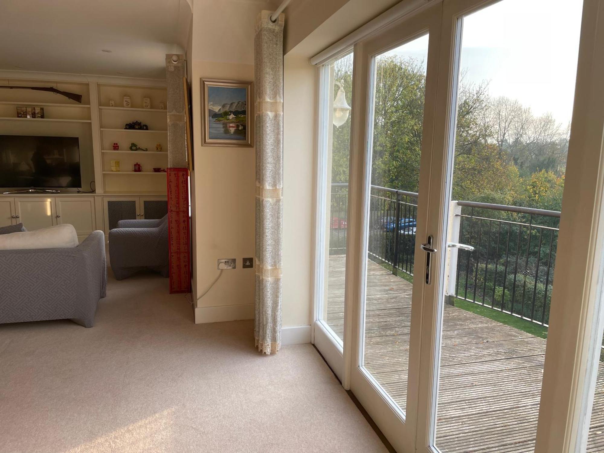 Top Floor En-Suite Double Bedrooms With Great View Of Windsor Castle & Free Parking Bagian luar foto